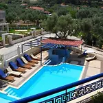 Philoxenia Village Hotel-studios Aparthotel