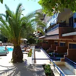 Philoxenia Village Hotel-studios 4*