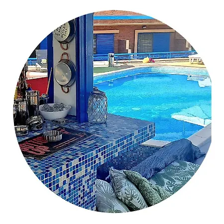 아파트호텔 Philoxenia Village Hotel-studios