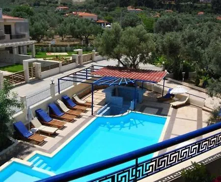 Philoxenia Village Hotel-studios 아파트호텔