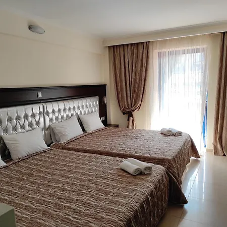 Philoxenia Village Hotel-studios Aparthotel 4*