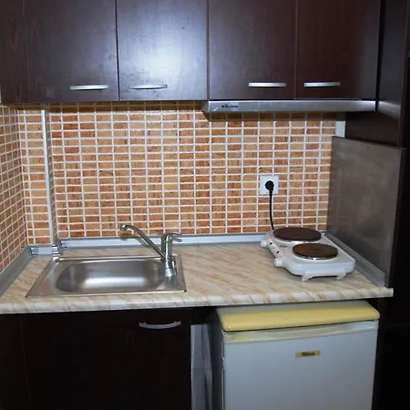 Philoxenia Village Hotel-studios