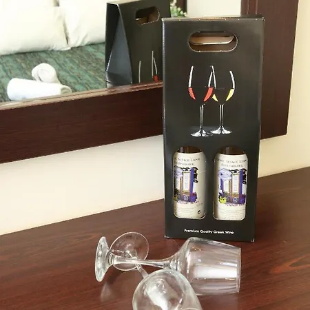 Lägenhetshotell Philoxenia Village Hotel-studios 4*
