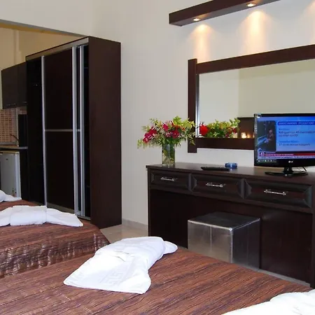 Philoxenia Village Hotel-studios 3*