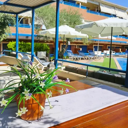 Philoxenia Village Hotel-studios