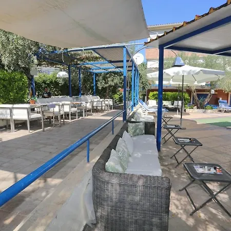 Philoxenia Village Hotel-studios Appart hôtel