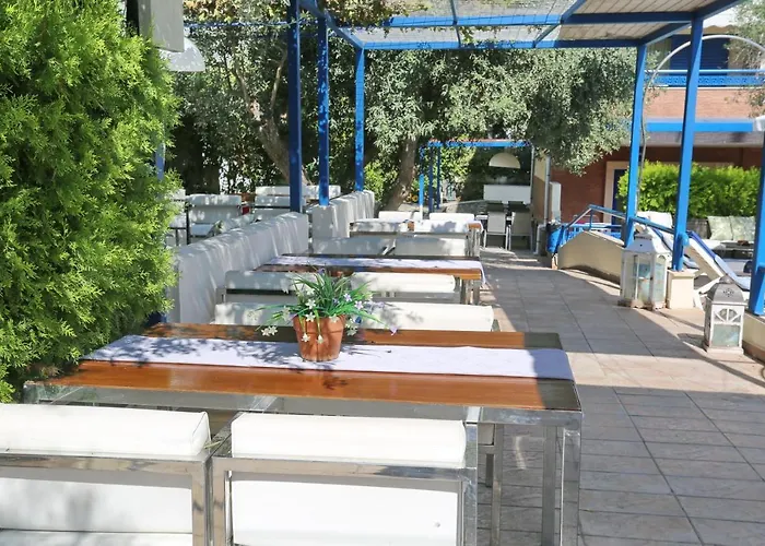 Philoxenia Village Hotel-studios 4* Pefkochori