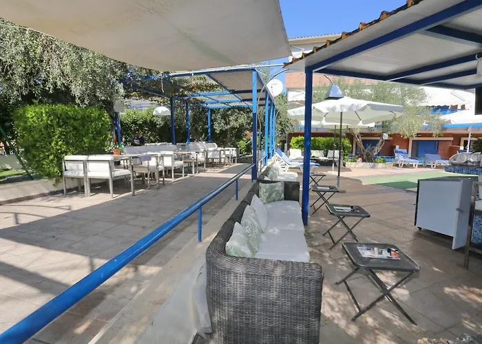 Philoxenia Village Hotel-studios Aparthotel